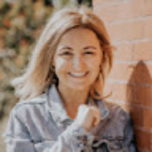 Meet your Posher, Manya